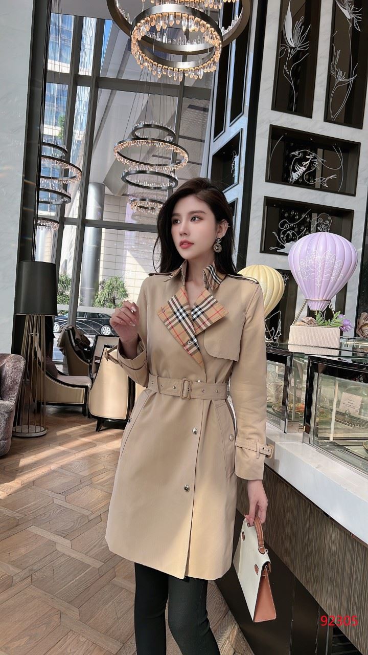 Burberry Outwear